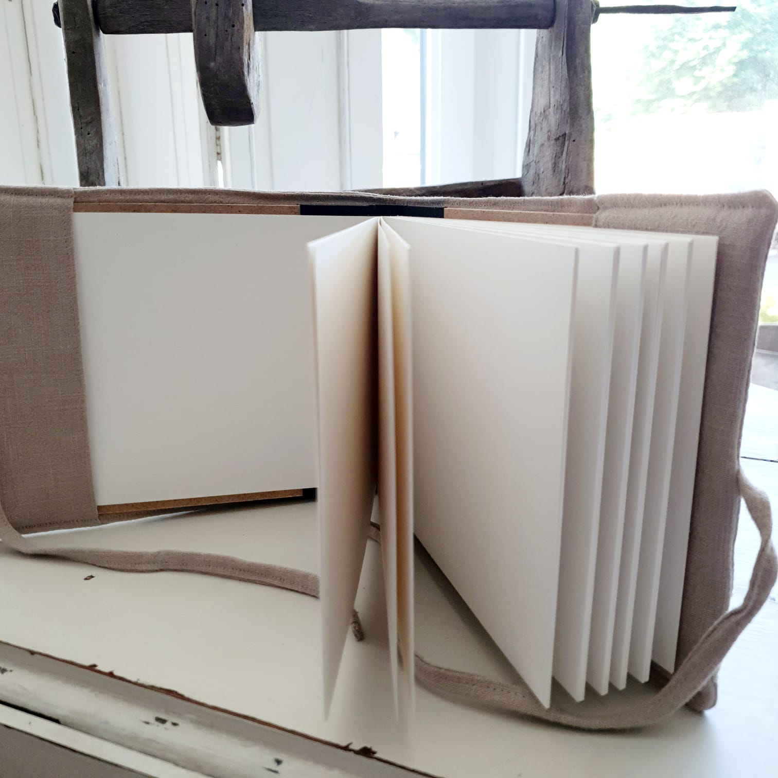 2024-08-12-produkt-buch-6-bucheinband-02