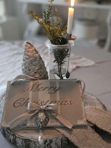 2025-12-02-weihnachtsholzschilder-s-03