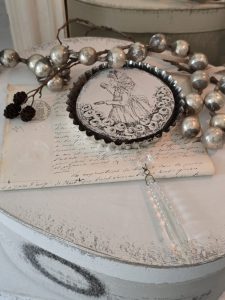 2025-12-12-vintage-holzanhaenger-s-08